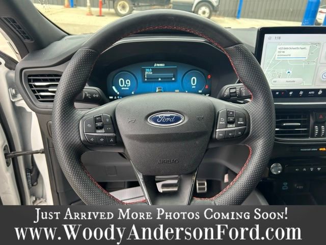 Certified 2023 Ford Escape ST-Line Select w/ Tech Pack #2 image 12