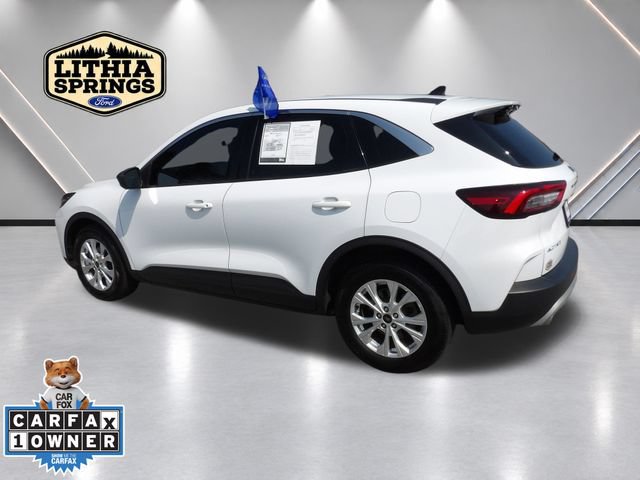 Certified 2023 Ford Escape Active w/ Cold Weather Package FWD image 9