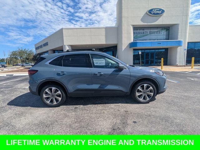 Certified 2024 Ford Escape Platinum AWD/4WD image 4