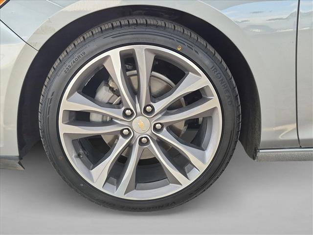 Used 2023 Chevrolet Malibu LT FWD image 24