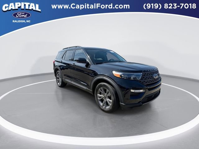 Certified 2022 Ford Explorer XLT w/ Equipment Group 202A image 8