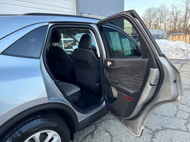 Certified 2022 Ford Escape SE image 10