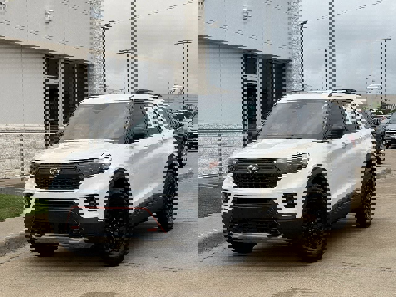 Certified 2022 Ford Explorer Timberline image 2