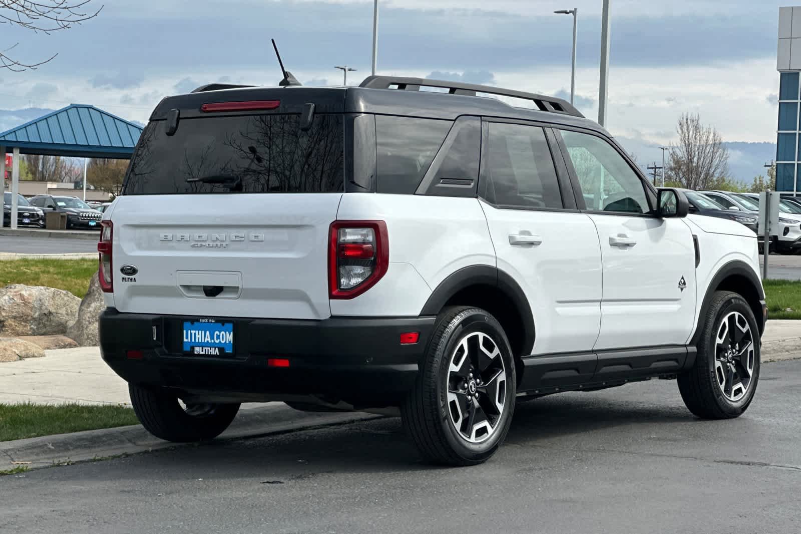 Certified 2024 Ford Bronco Sport Outer Banks w/ Tech Package AWD/4WD image 5