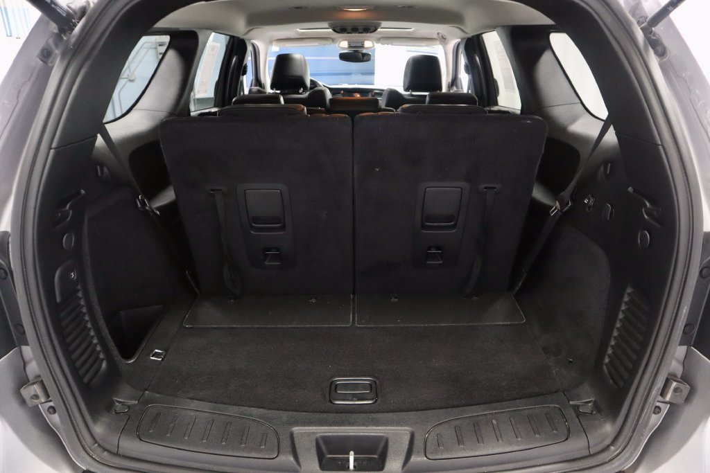 Used 2021 Dodge Durango SXT AWD/4WD image 14