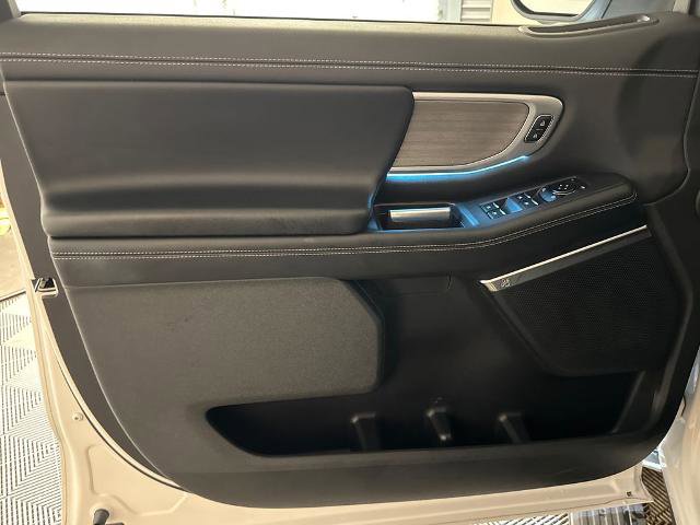 Certified 2025 Ford Expedition Max Platinum AWD/4WD image 17
