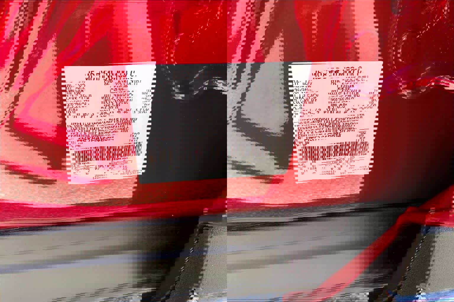 Certified 2022 Ford Explorer Limited w/ Equipment Group 301A image 33