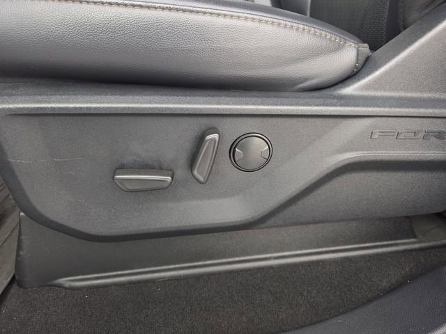 Certified 2025 Ford F350 Lariat w/ Black Appearance Package image 21