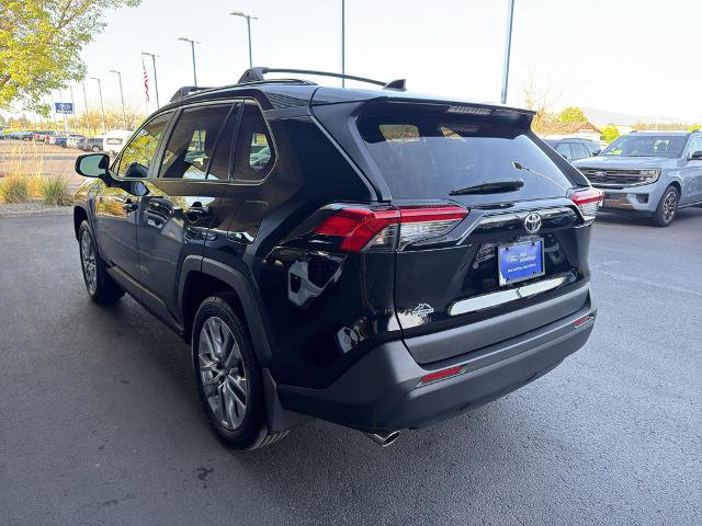 Used 2025 Toyota RAV4 XLE Premium w/ Weather Package AWD/4WD image 14