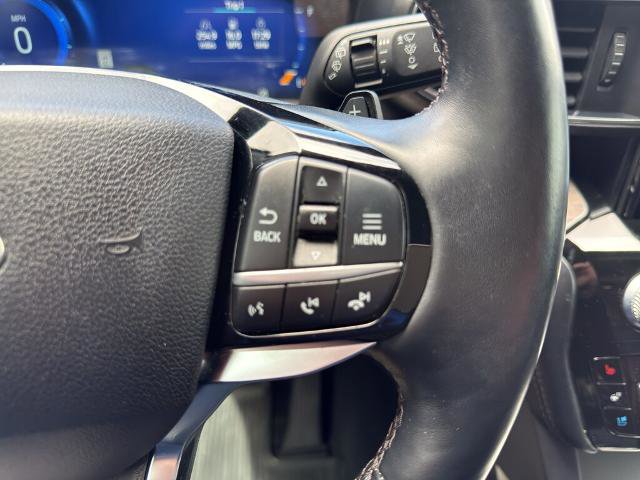 Certified 2021 Ford Explorer Platinum w/ Equipment Group 601A AWD/4WD image 18