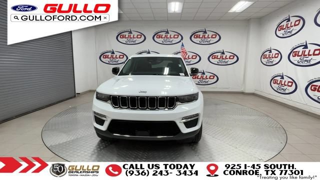 Used 2023 Jeep Grand Cherokee Limited AWD/4WD image 3