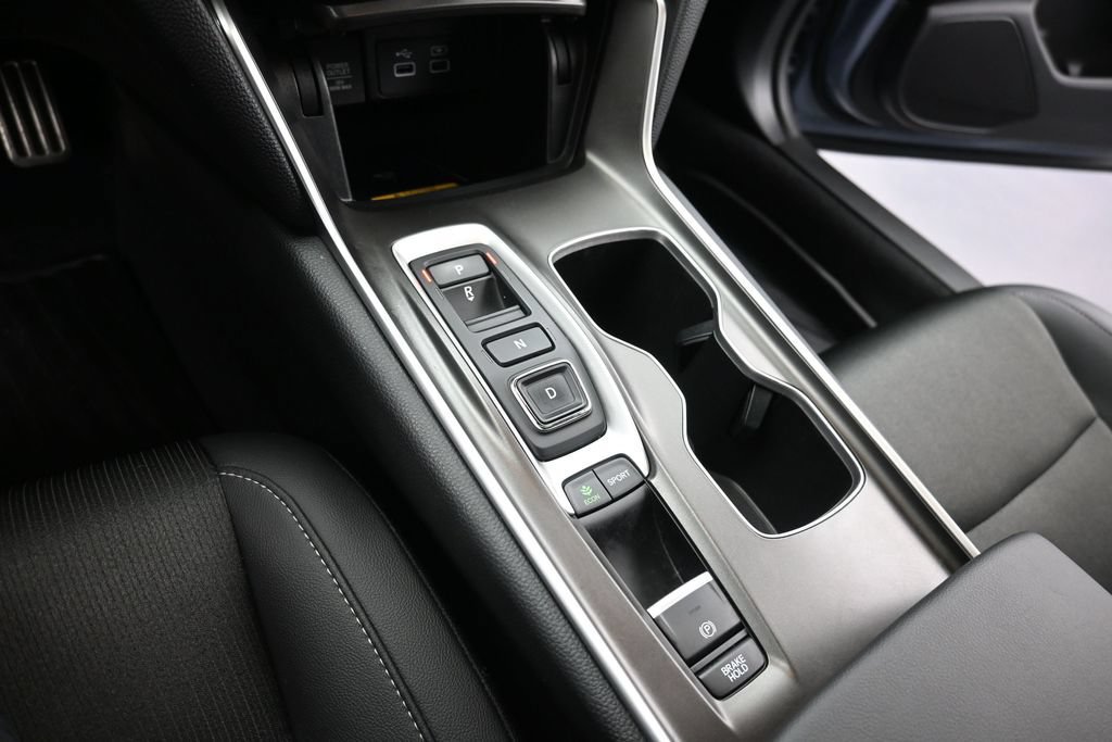 Used 2022 Honda Accord Sport image 6