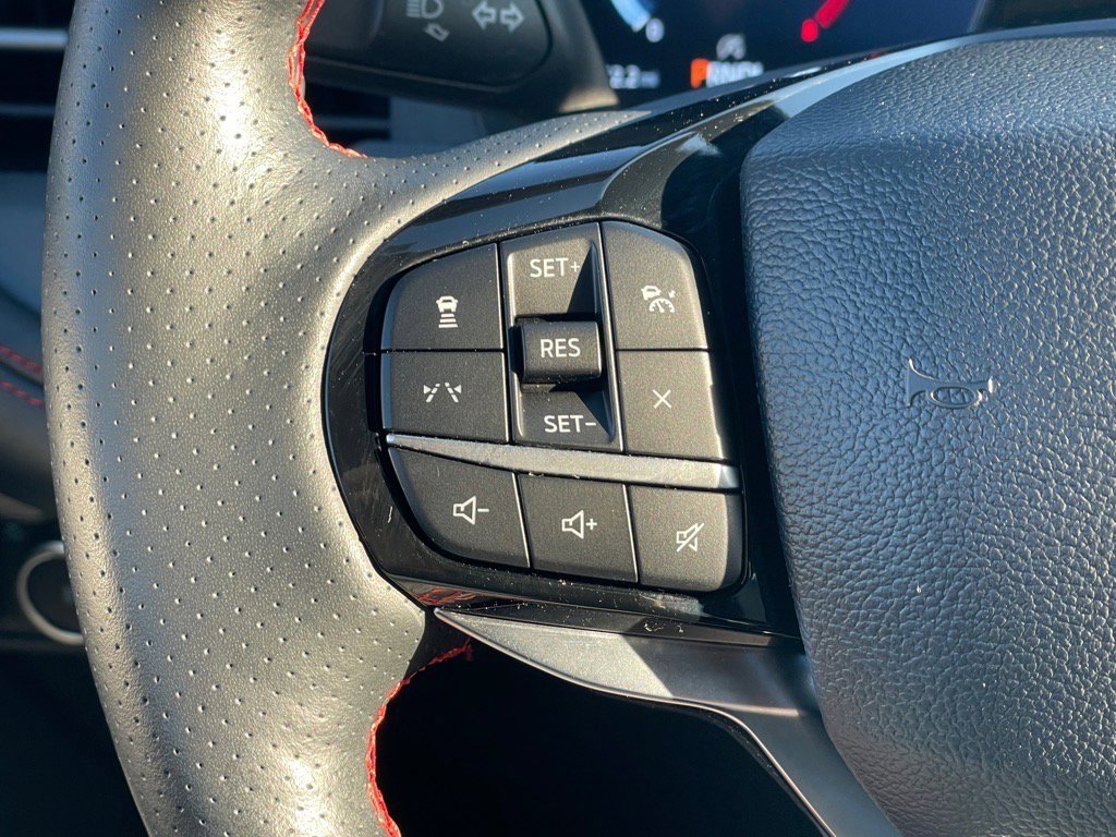 Certified 2025 Ford Explorer ST-Line w/ ST-Line Street Pack image 18