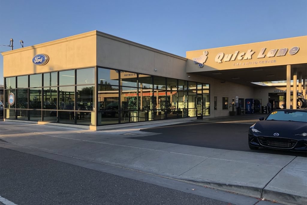 Certified 2023 Ford F150 Lightning XLT AWD/4WD image 29