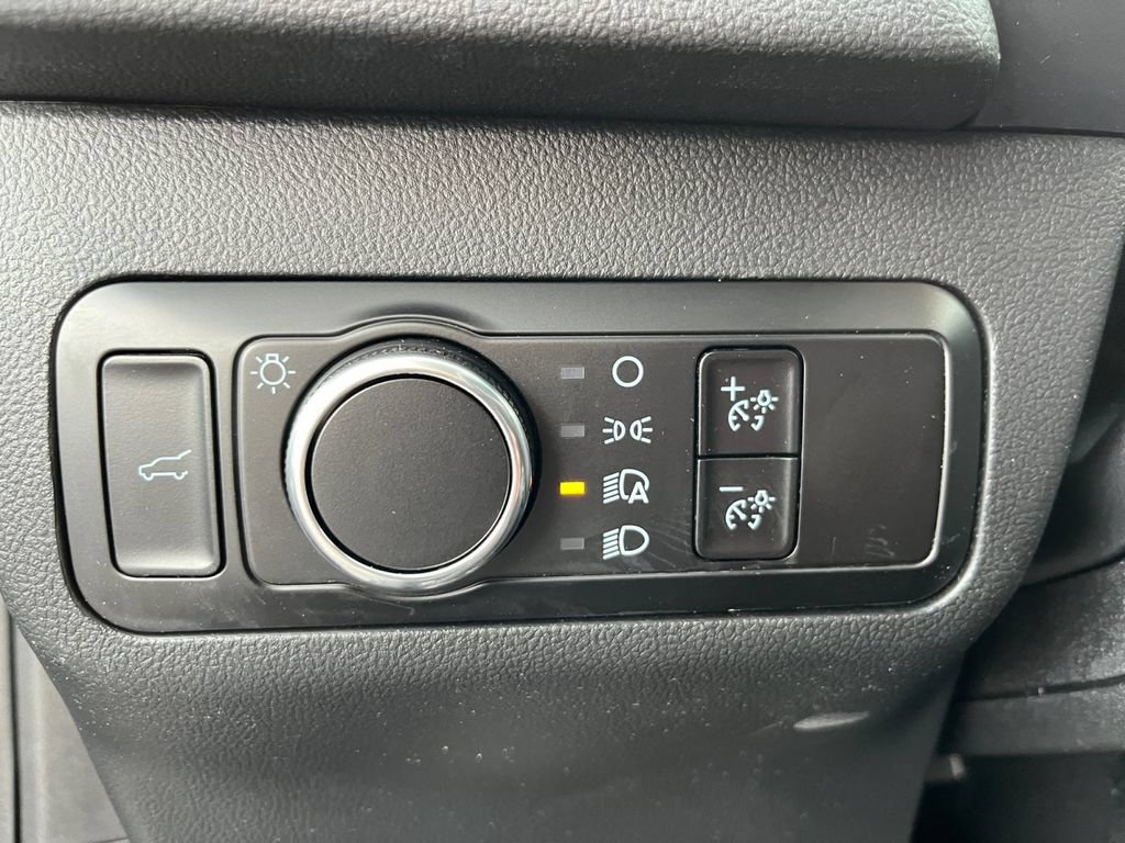 Certified 2023 Ford Escape Active AWD/4WD image 17