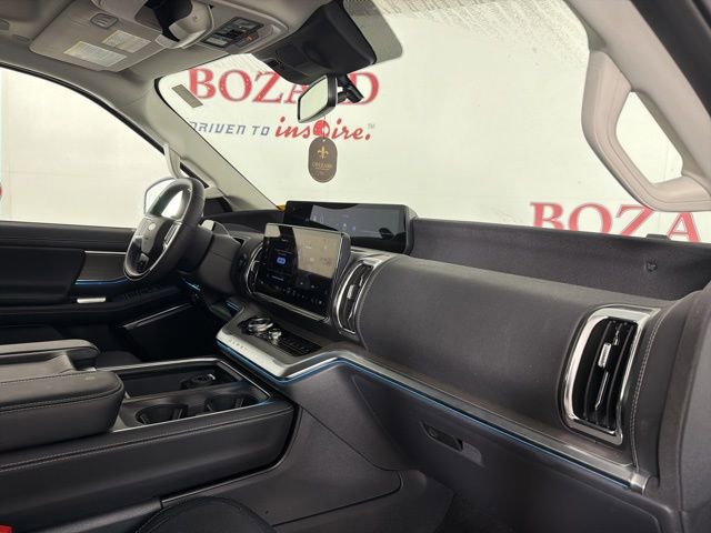 Certified 2025 Ford Expedition Platinum w/ Driver's Package image 17