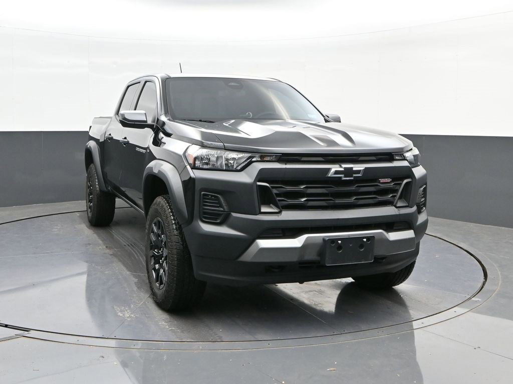 Used 2025 Chevrolet Colorado Trail Boss image 21
