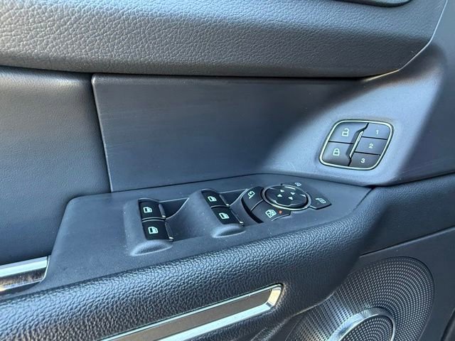 Certified 2024 Ford Expedition XLT RWD image 14