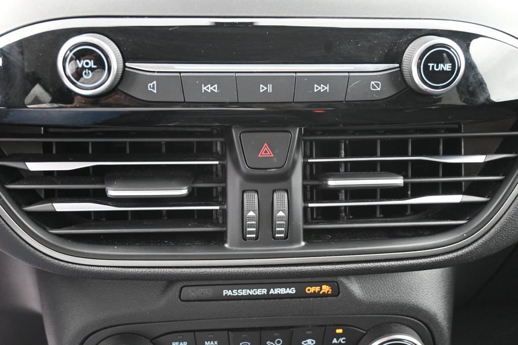 Certified 2025 Ford Escape Active AWD/4WD image 13