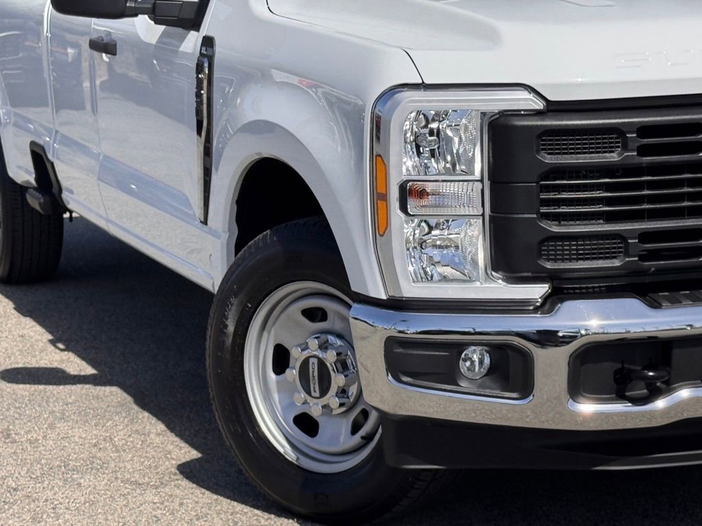 Certified 2024 Ford F350 XL w/ XL Chrome Package RWD image 4