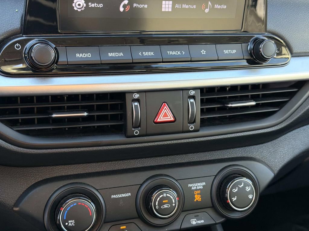 Used 2024 Kia Forte LXS image 24