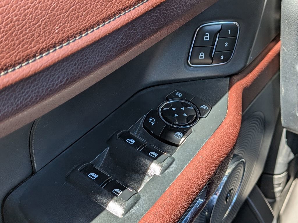 Certified 2023 Ford Expedition Limited image 28