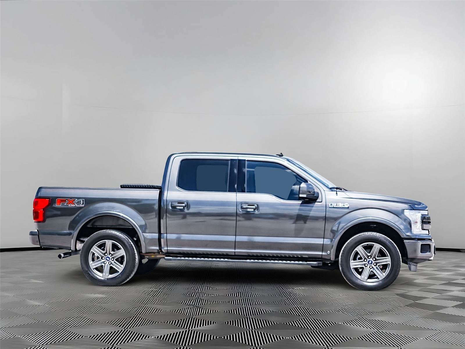 Certified 2020 Ford F150 Lariat w/ Equipment Group 502A Luxury AWD/4WD image 4