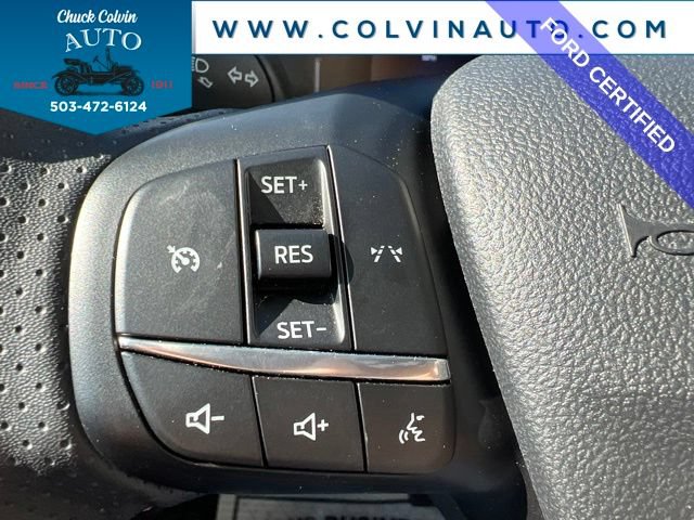 Certified 2025 Ford Escape ST-Line Select AWD/4WD image 20