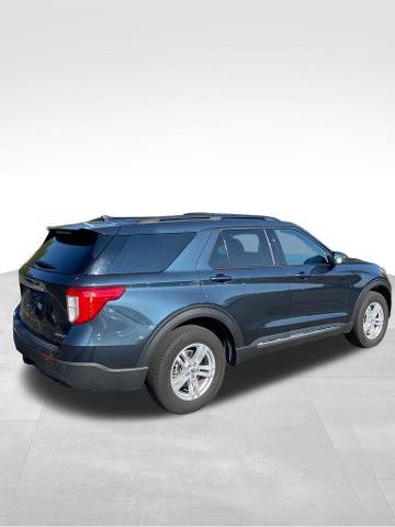 Certified 2023 Ford Explorer XLT w/ Class IV Trailer Tow Package AWD/4WD image 4