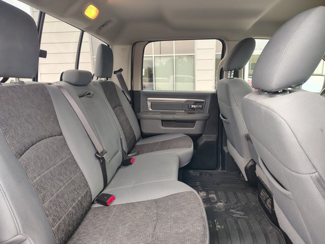 Used 2019 RAM 1500 Classic SLT w/ Protection Group AWD/4WD image 16