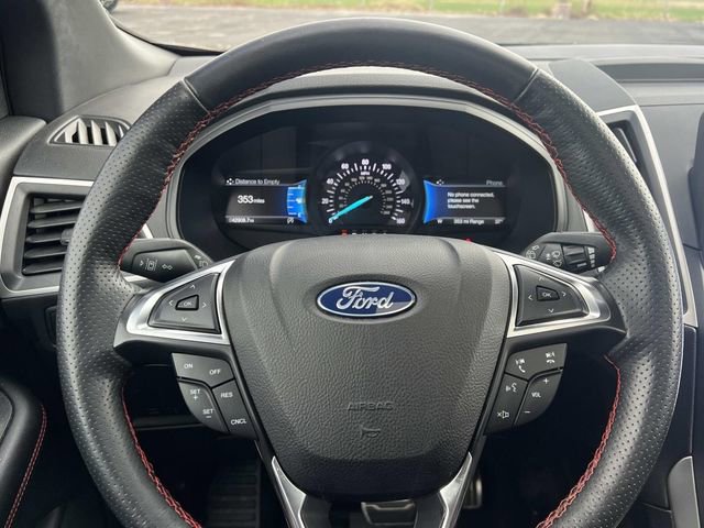 Certified 2023 Ford Edge ST-Line image 22