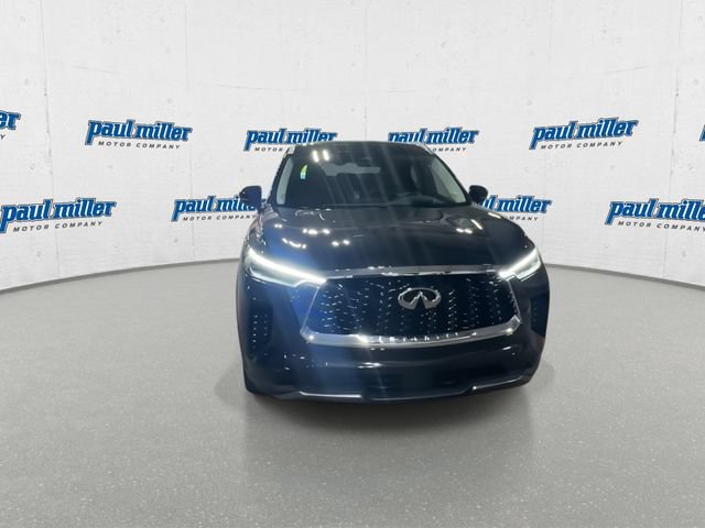 Used 2023 INFINITI QX60 Sensory w/ Vision Package AWD/4WD image 4