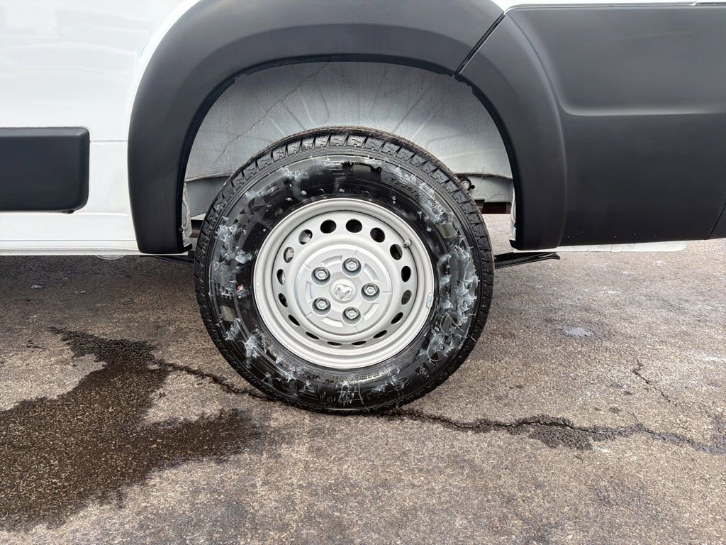 Used 2024 RAM ProMaster 2500 image 24
