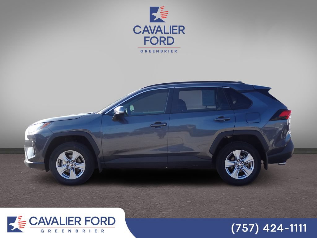 Used 2025 Toyota RAV4 XLE w/ Convenience Package AWD/4WD image 4