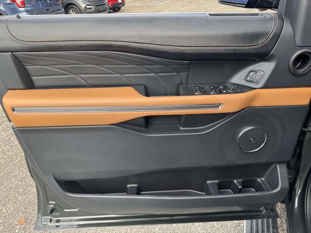Certified 2022 Ford Expedition Max Platinum image 15