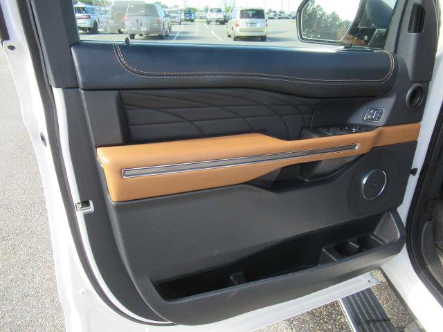Certified 2022 Ford Expedition Platinum AWD/4WD image 14
