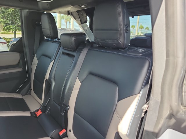 Certified 2022 Ford Bronco Wildtrak AWD/4WD image 12