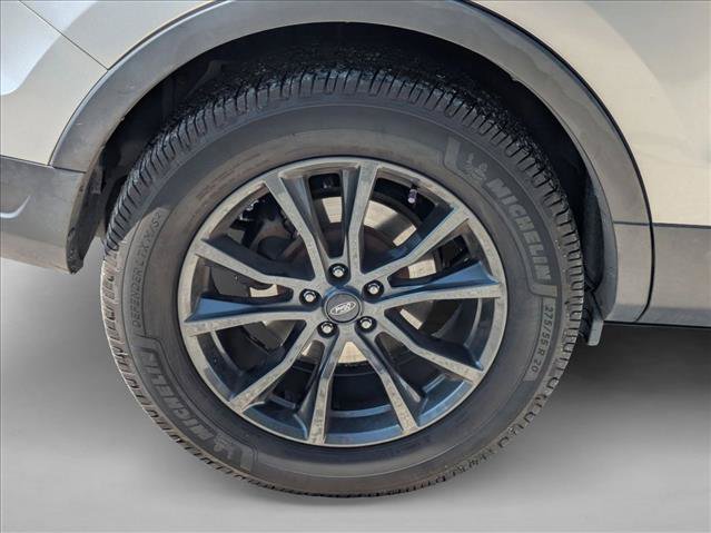 Certified 2018 Ford Explorer XLT w/ Equipment Group 202A FWD image 10