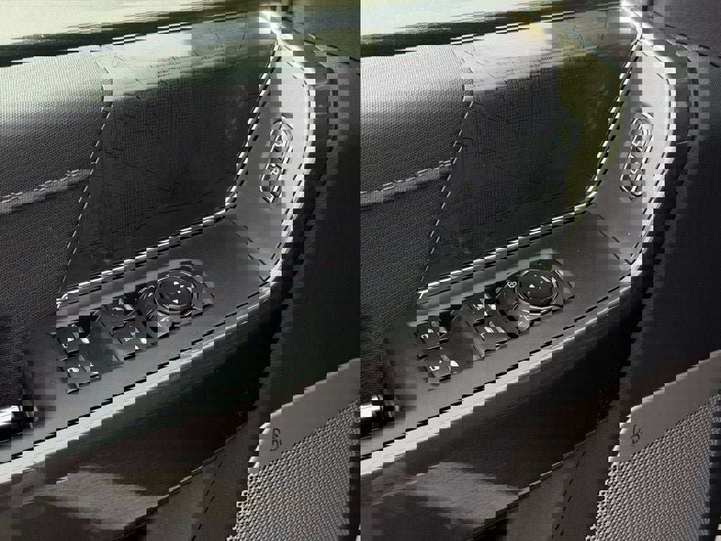 Certified 2023 Ford F150 XLT w/ Equipment Group 302A High image 27