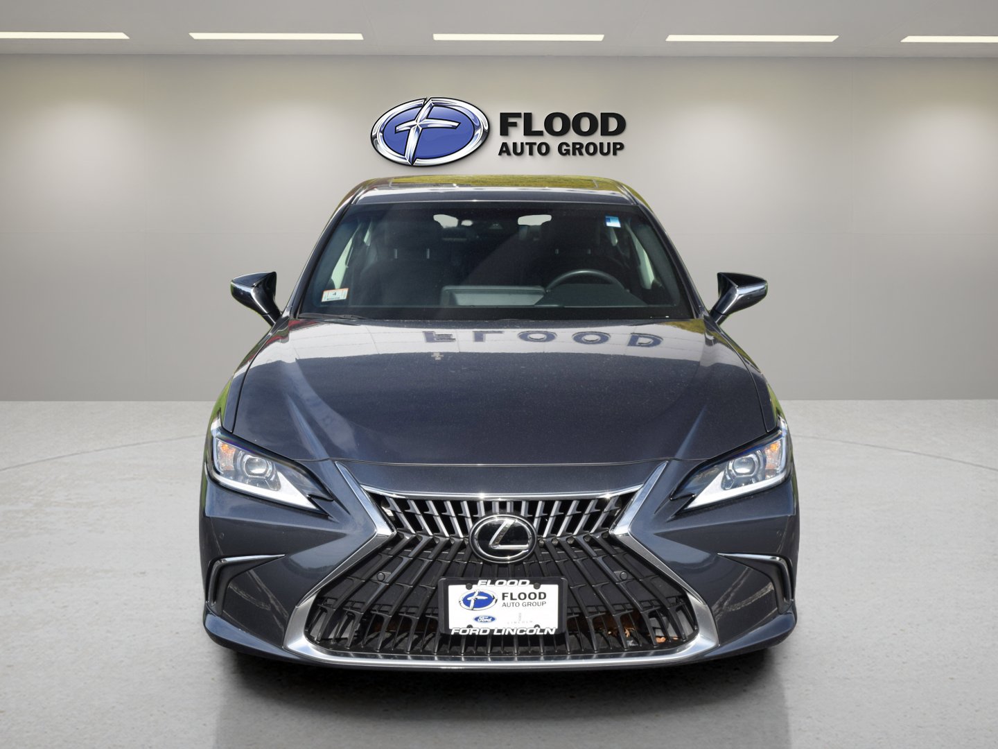 Used 2023 Lexus ES 350 w/ Premium Package FWD image 2