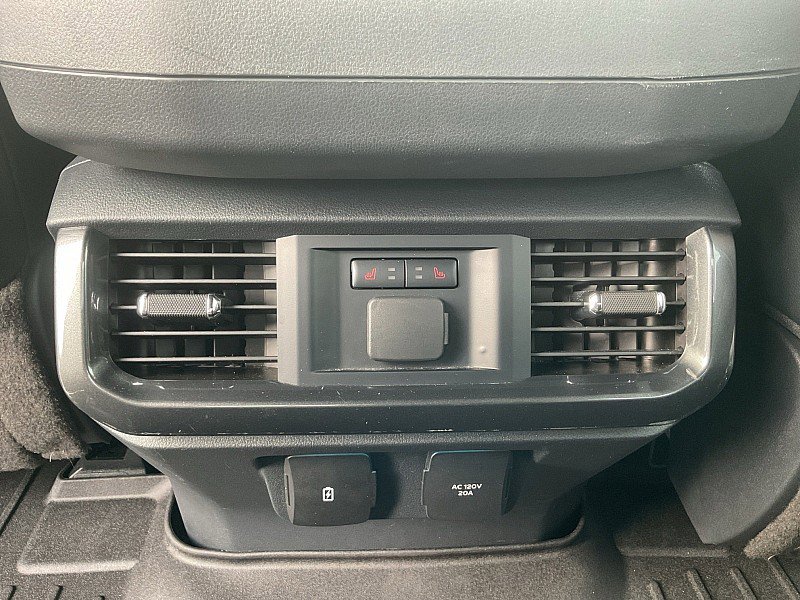 Certified 2023 Ford F150 Lariat w/ Equipment Group 502A High image 18