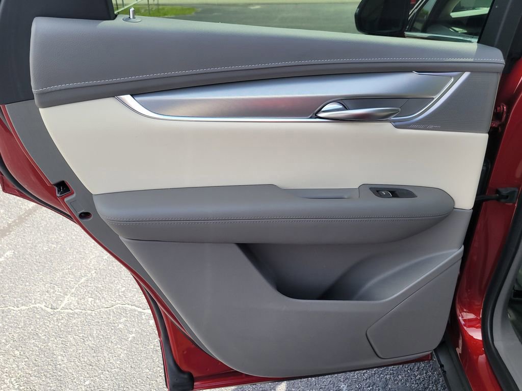 Used 2023 Cadillac XT5 Premium Luxury image 10