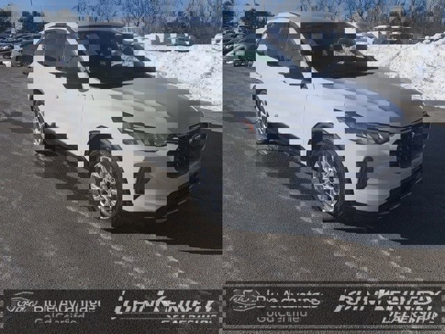 Certified 2025 Ford Escape Active w/ Cold Weather Package image 9