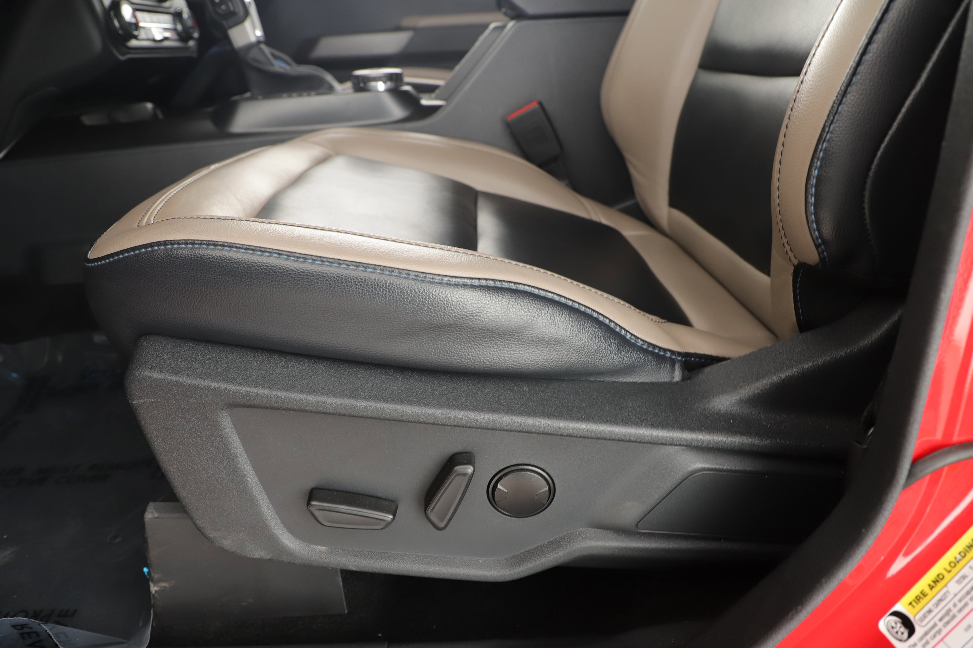 Certified 2023 Ford Bronco Wildtrak image 10