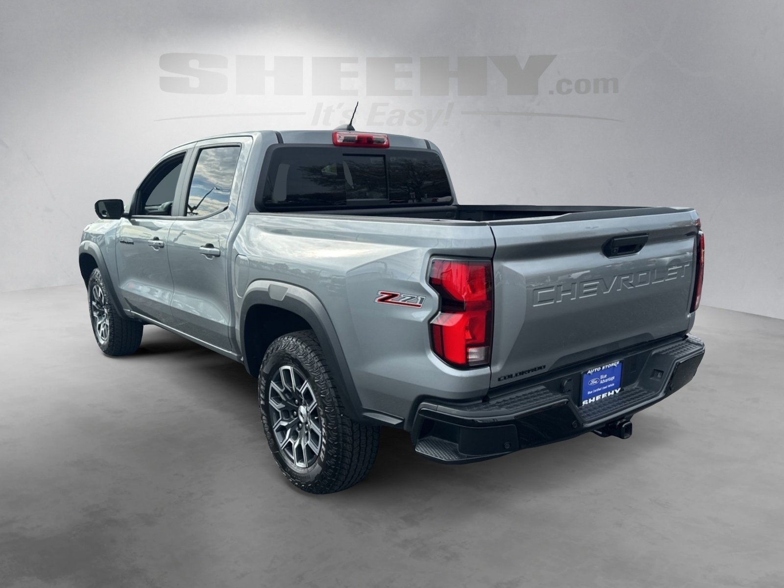 Used 2024 Chevrolet Colorado Z71 w/ Z71 Convenience Package 2 image 12