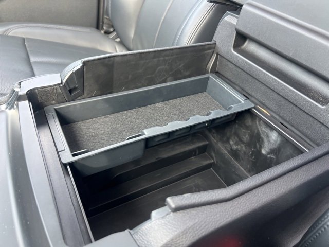 Certified 2024 Ford Expedition XLT image 18