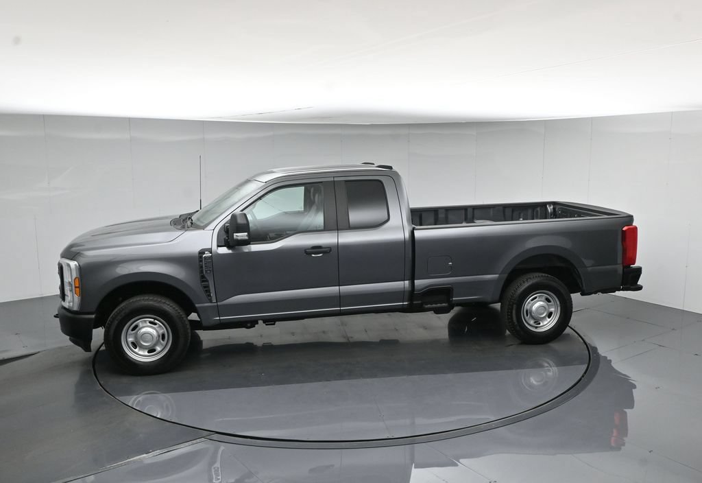 Certified 2025 Ford F250 XL RWD image 44