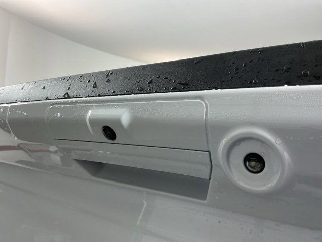 Certified 2025 Ford F350 Lariat w/ FX4 Off-Road Package image 9