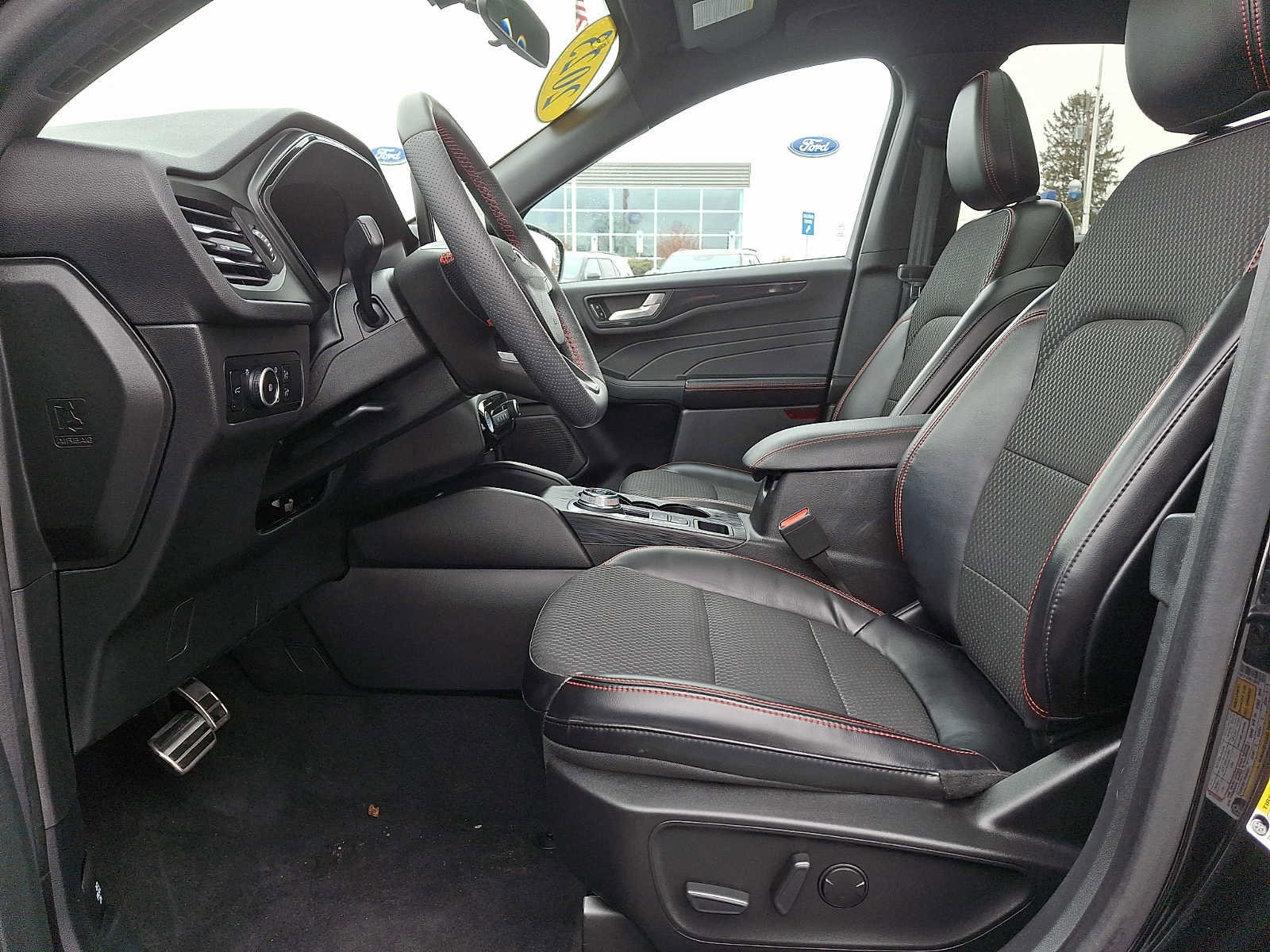 Certified 2023 Ford Escape ST-Line Select w/ Tech Pack #2 image 13