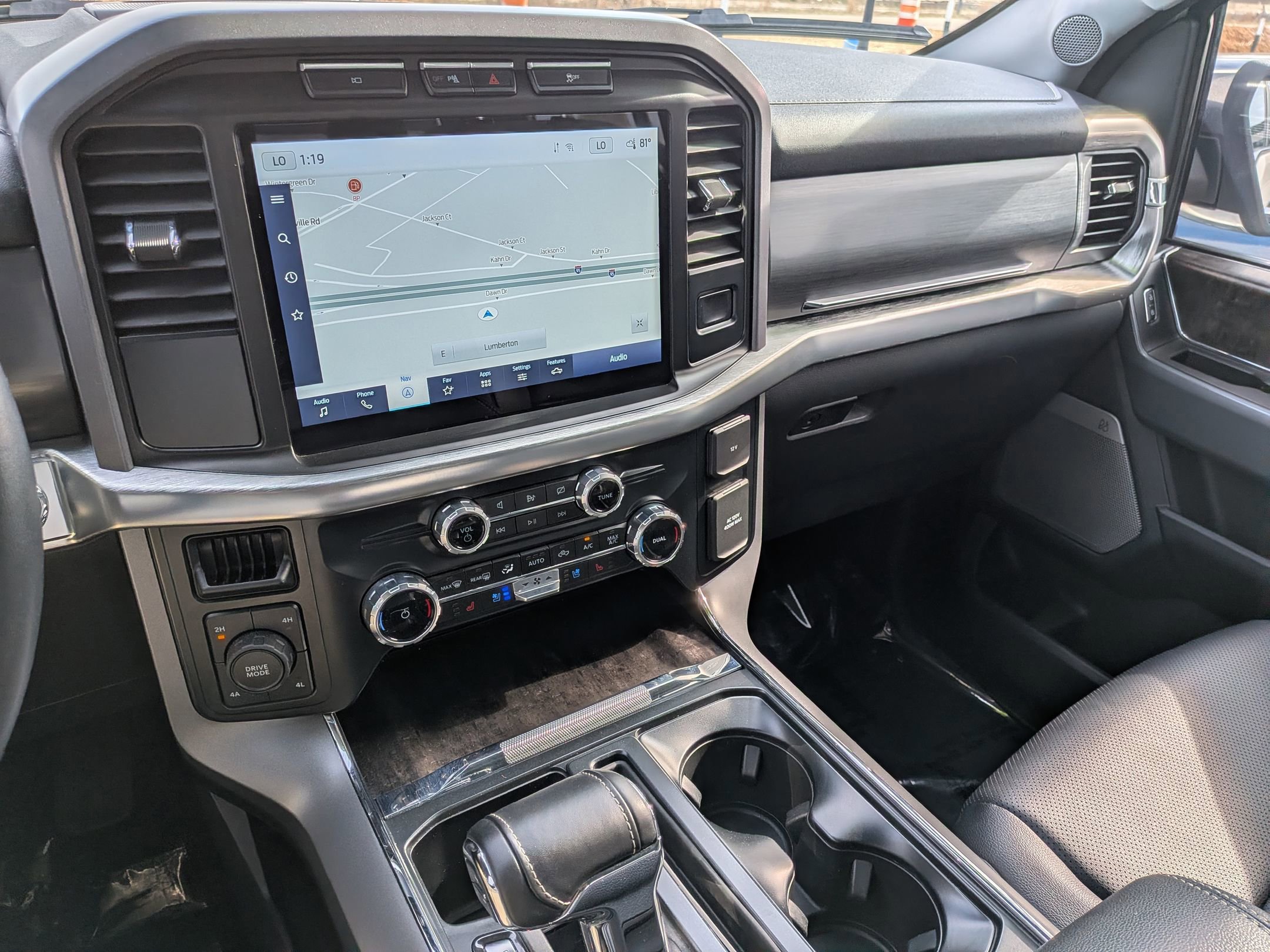 Certified 2023 Ford F150 Lariat w/ Equipment Group 502A High image 23